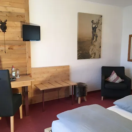 Hotel Bergruh 4*
